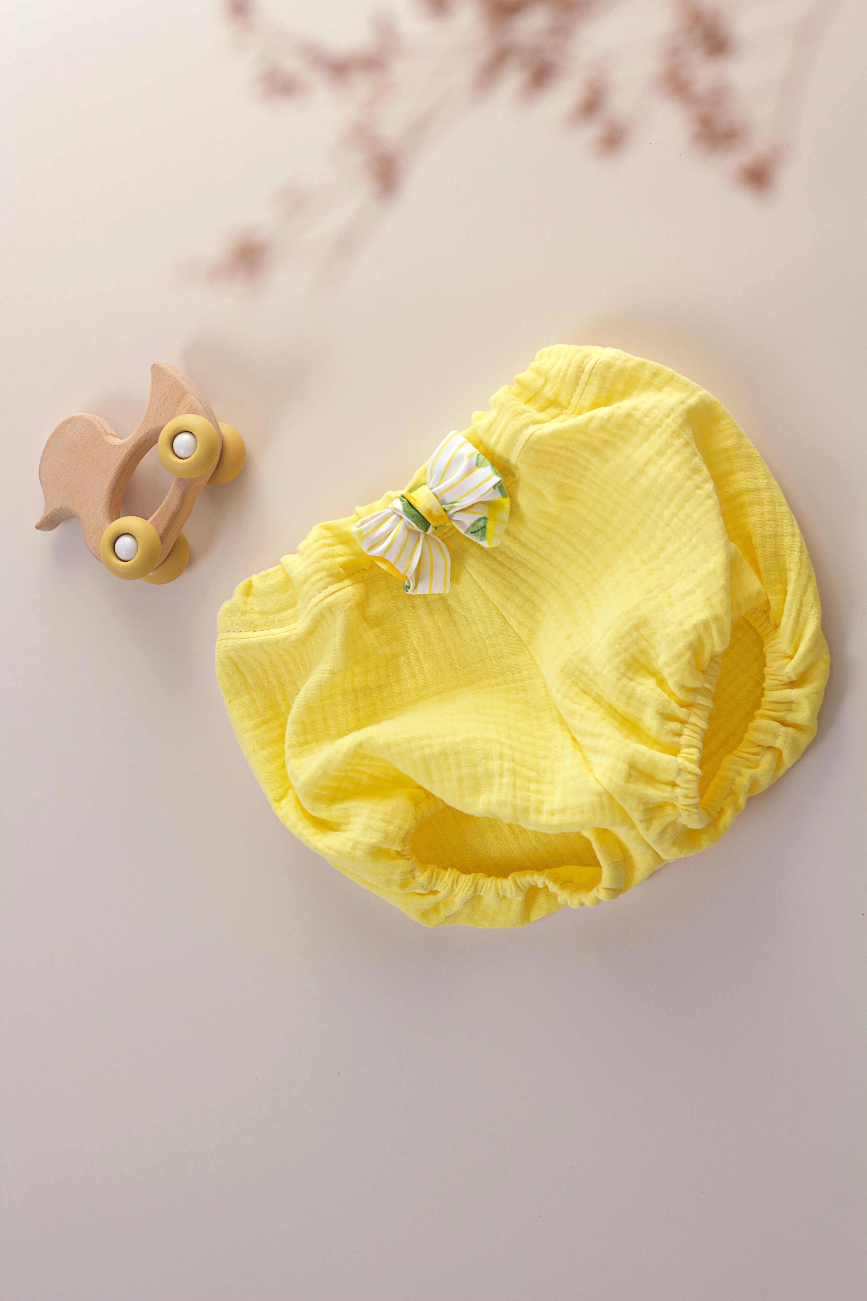 Bloomer bébé double gaze jaune poussin 3/6 mois fait main coton bio - Passionly Couture
