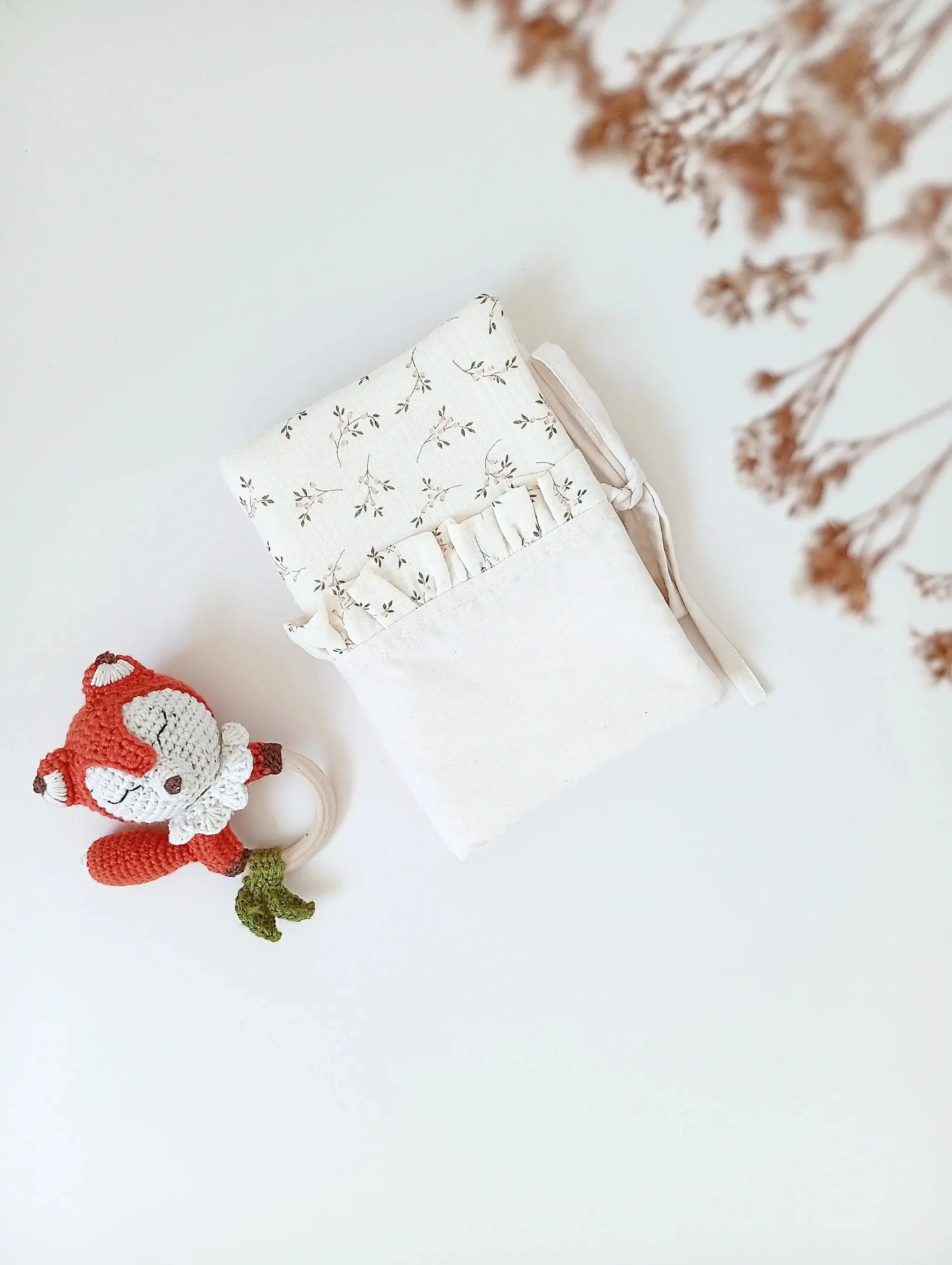 Protège carnet de santé bébé fleuri coton bio - Passionly Couture