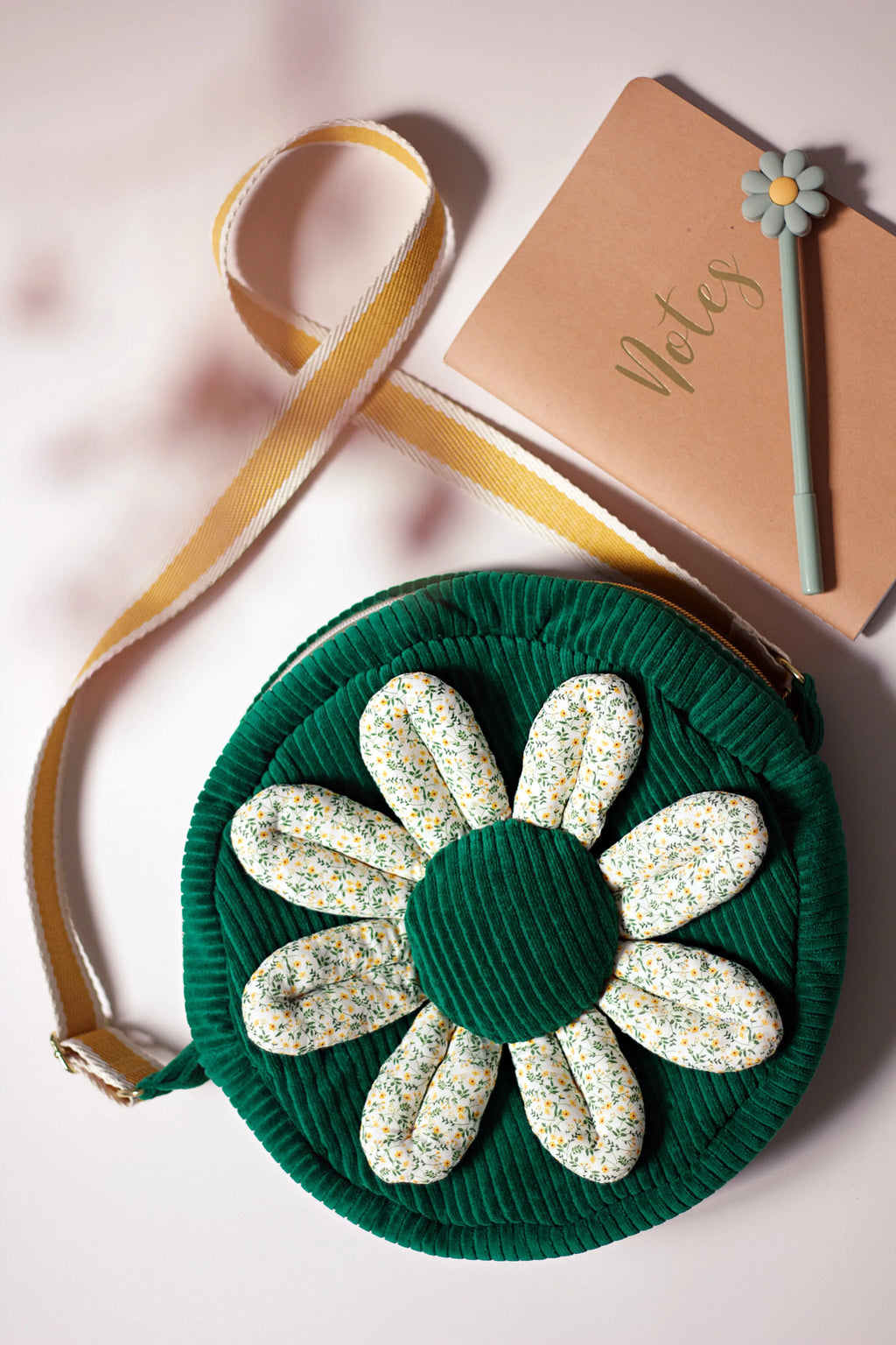 Sac à main Marguerite - velours côtelé vert 100% bio  - Passionly Couture